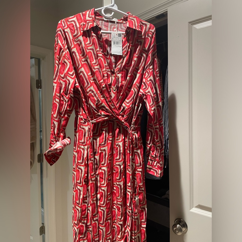 Mango NWT pink geometric print wrap dress